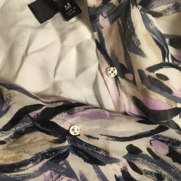 MultiColor Flowy Wrap Dress - Picture 5 of 8